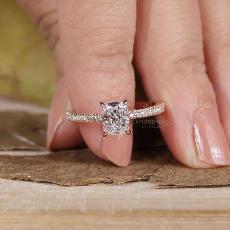Pave diamond ring showcasing elegance and brilliance

