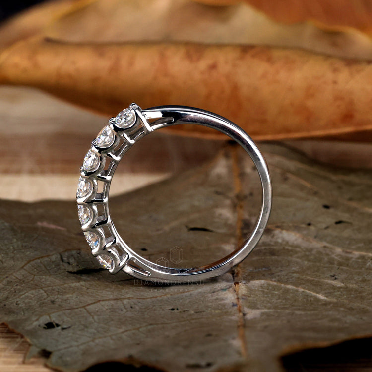 customized wedding band - diamondrensu