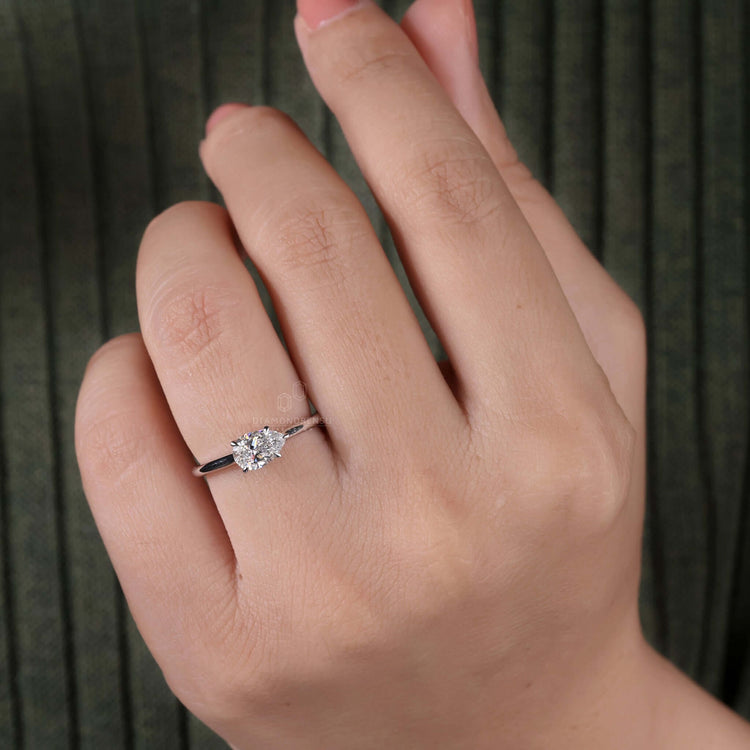 Pear shape diamond ring in white gold for a timeless look

