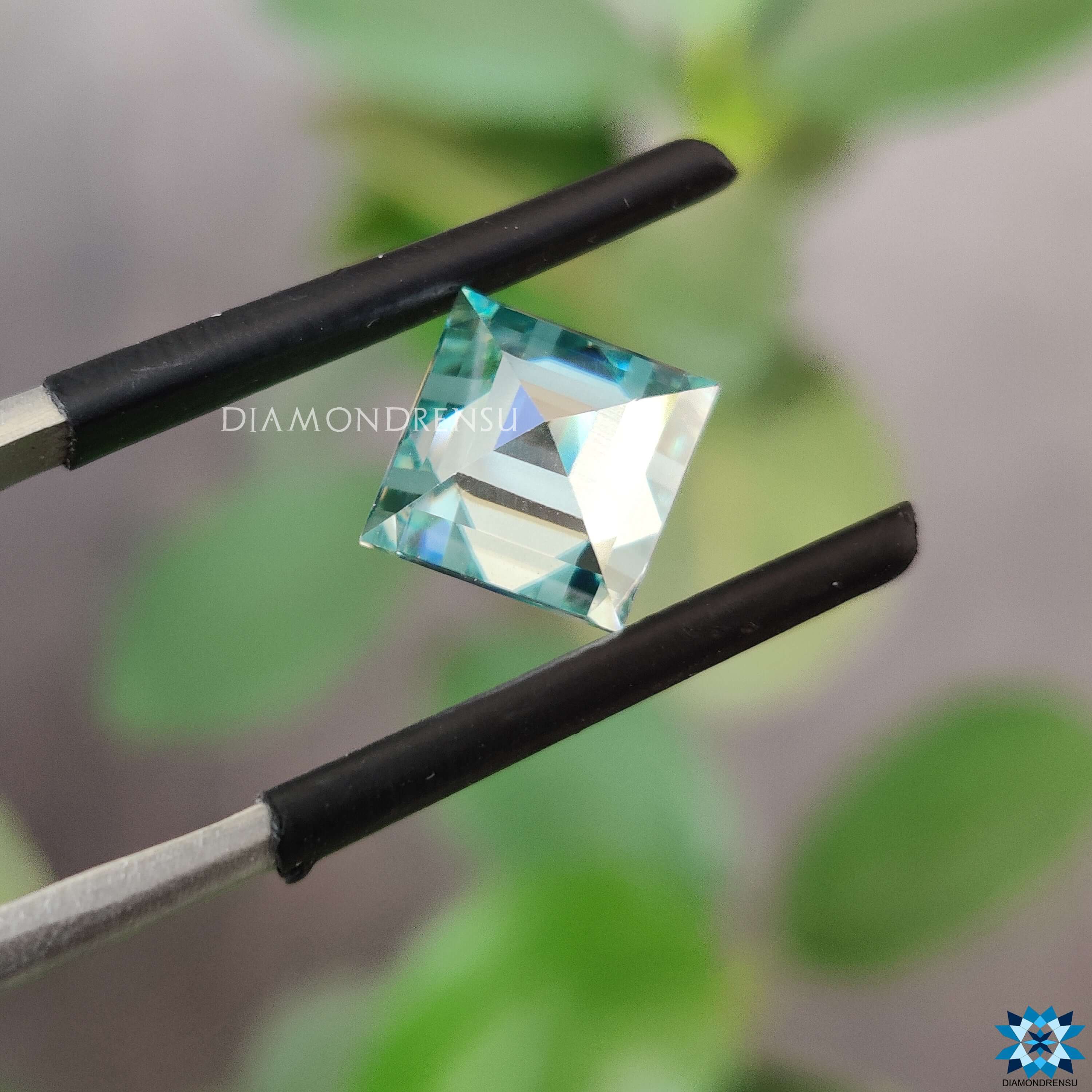 lab created moissanite