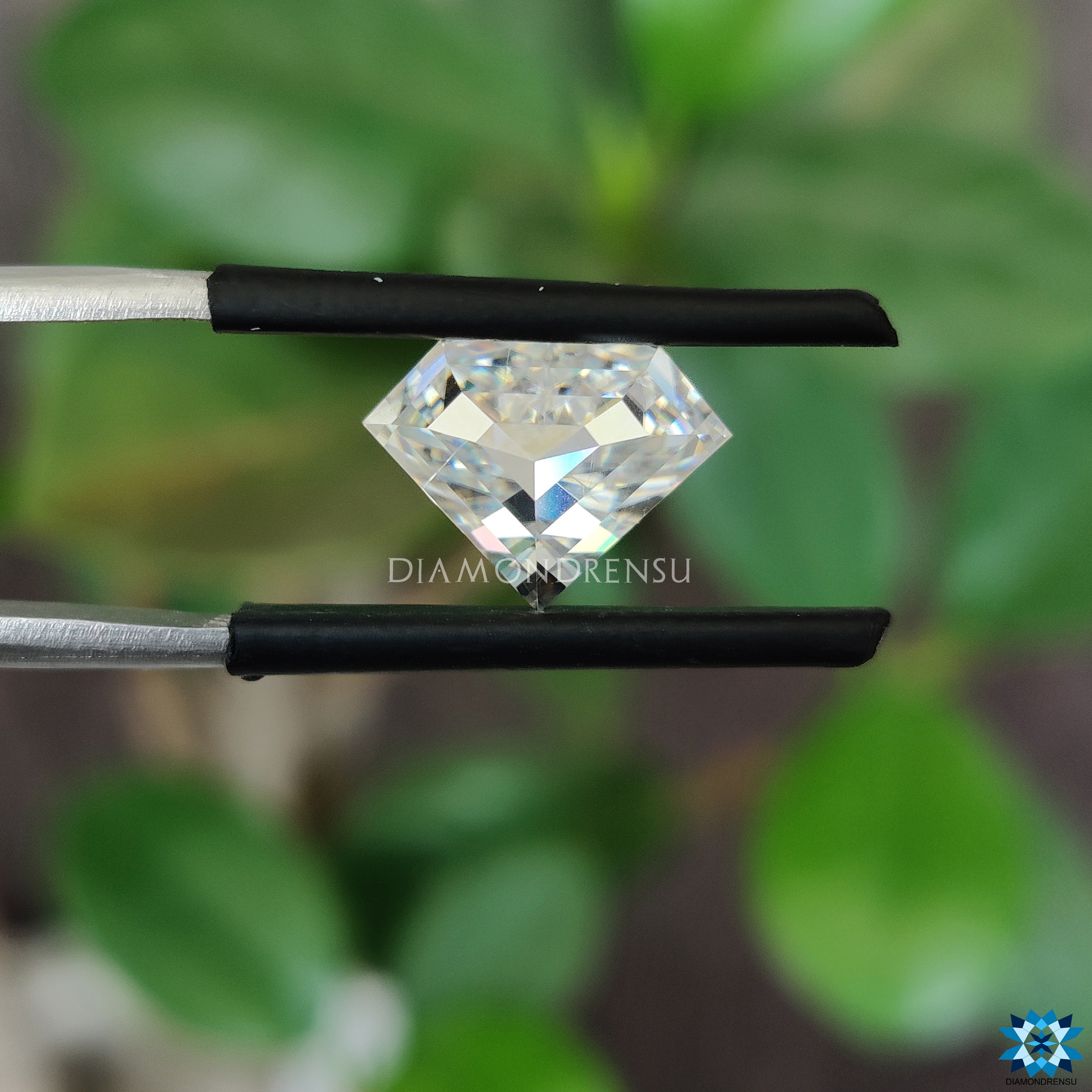 loose moissanite