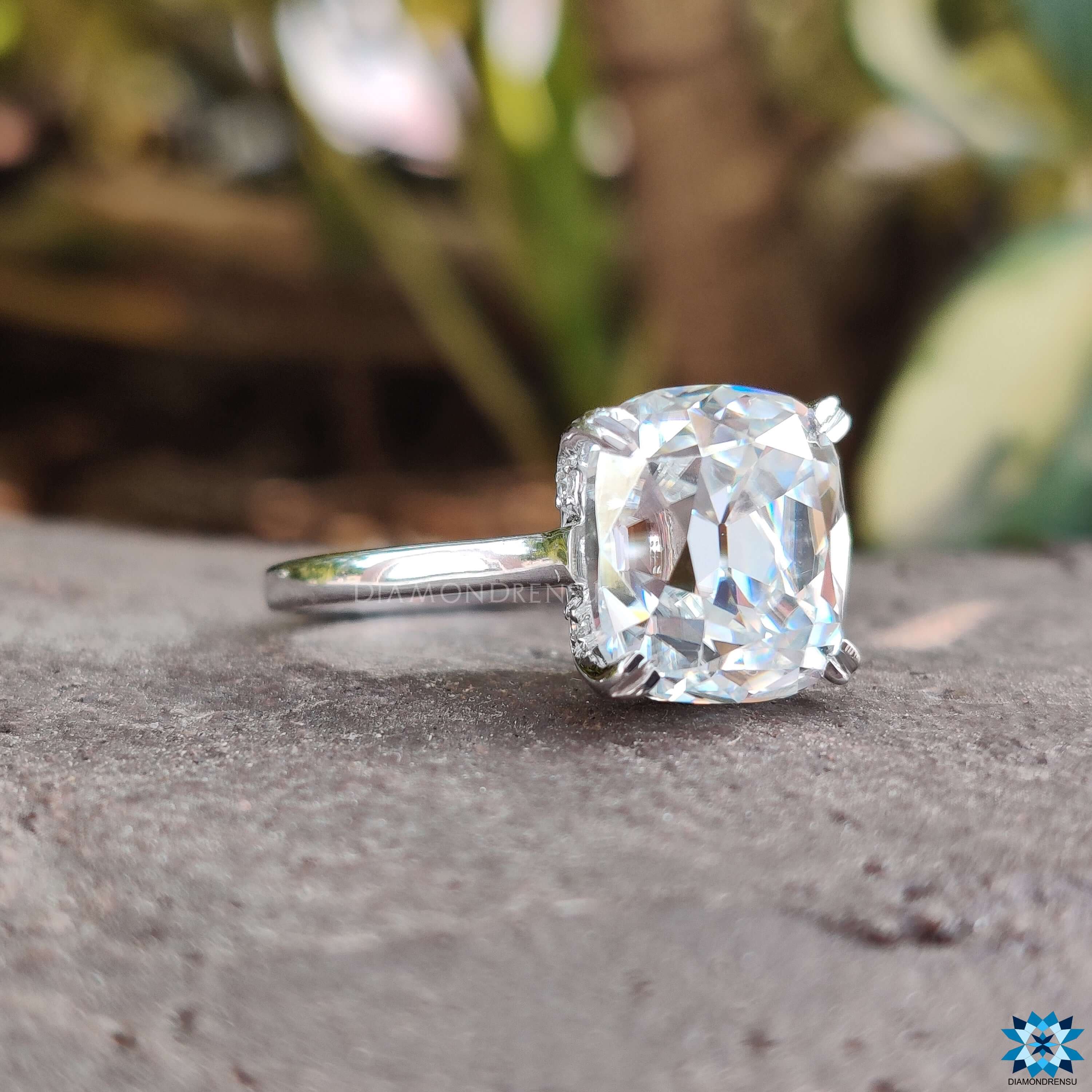 solitaire engagement ring - diamondrensu