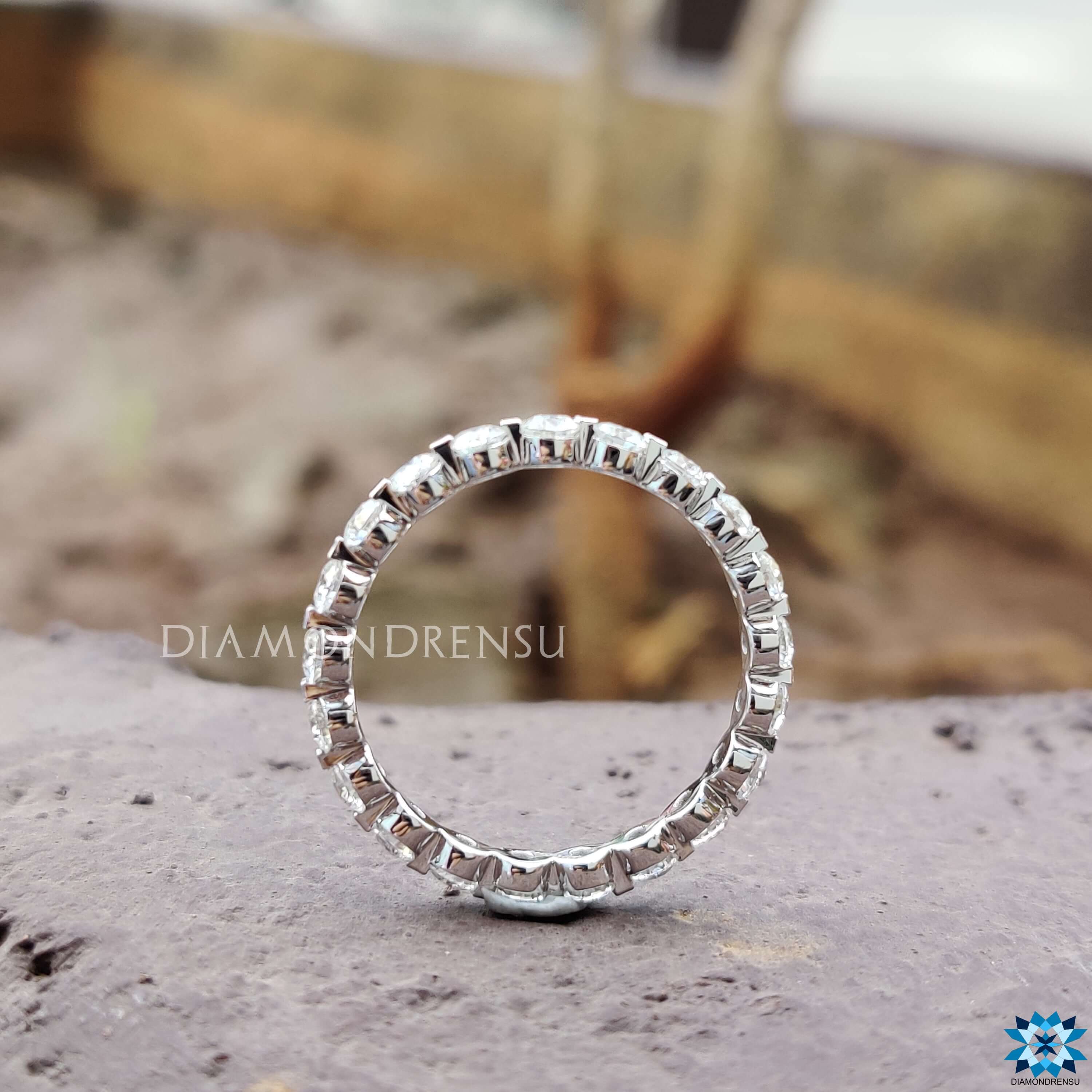 white gold wedding band - diamondrensu