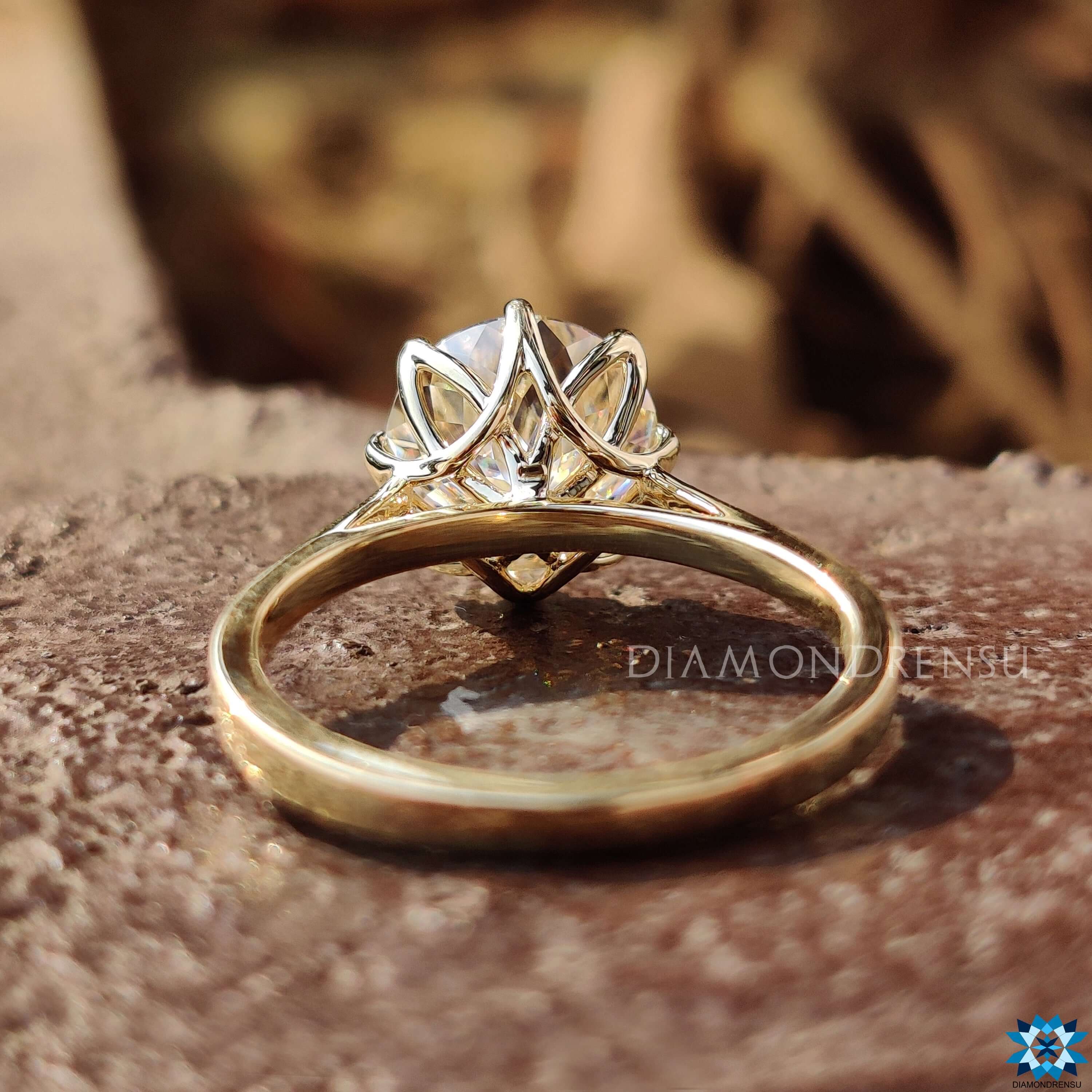 8 Prong Ring Setting Moissanite for Engagement Ring.