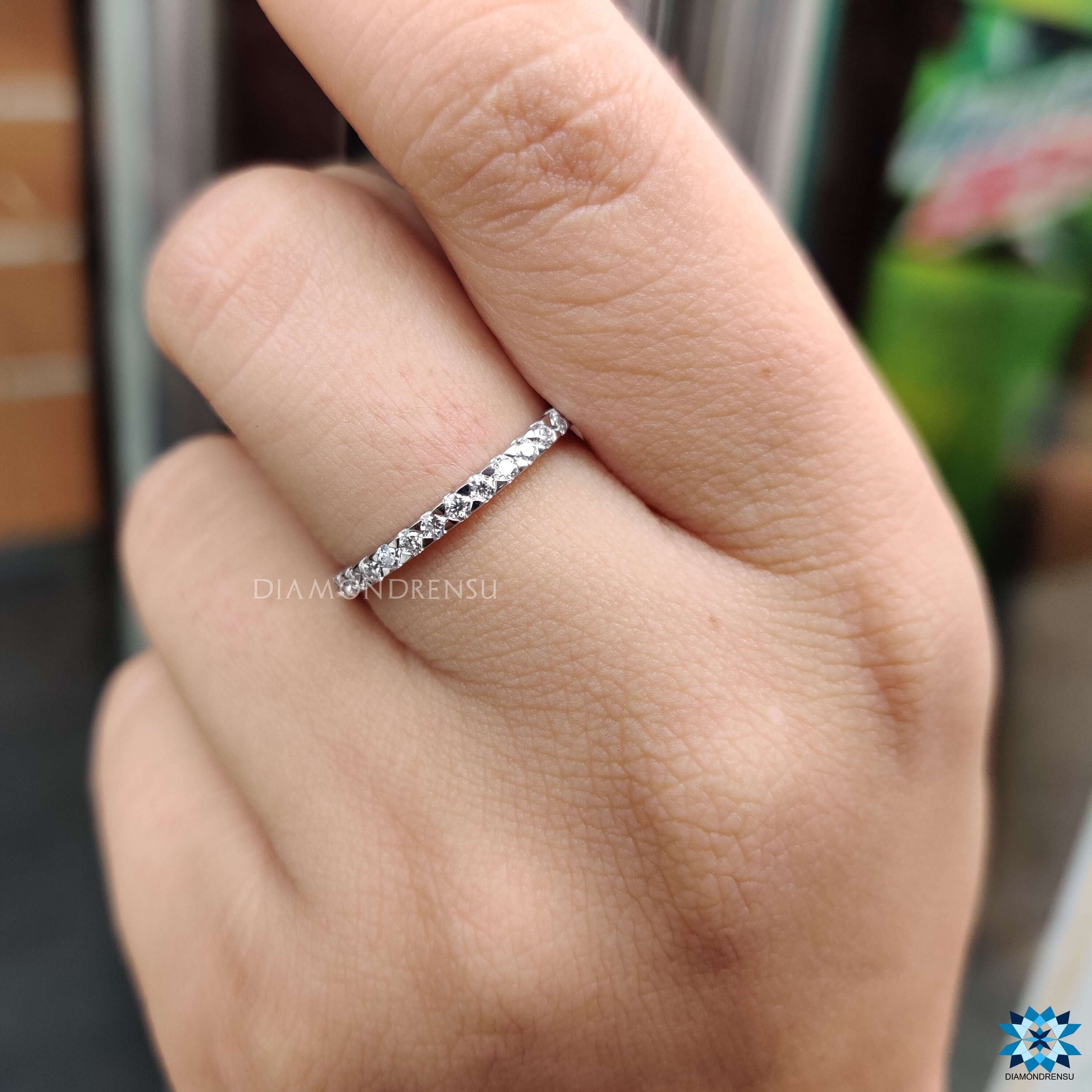 moissanite eternity band - diamondrensu