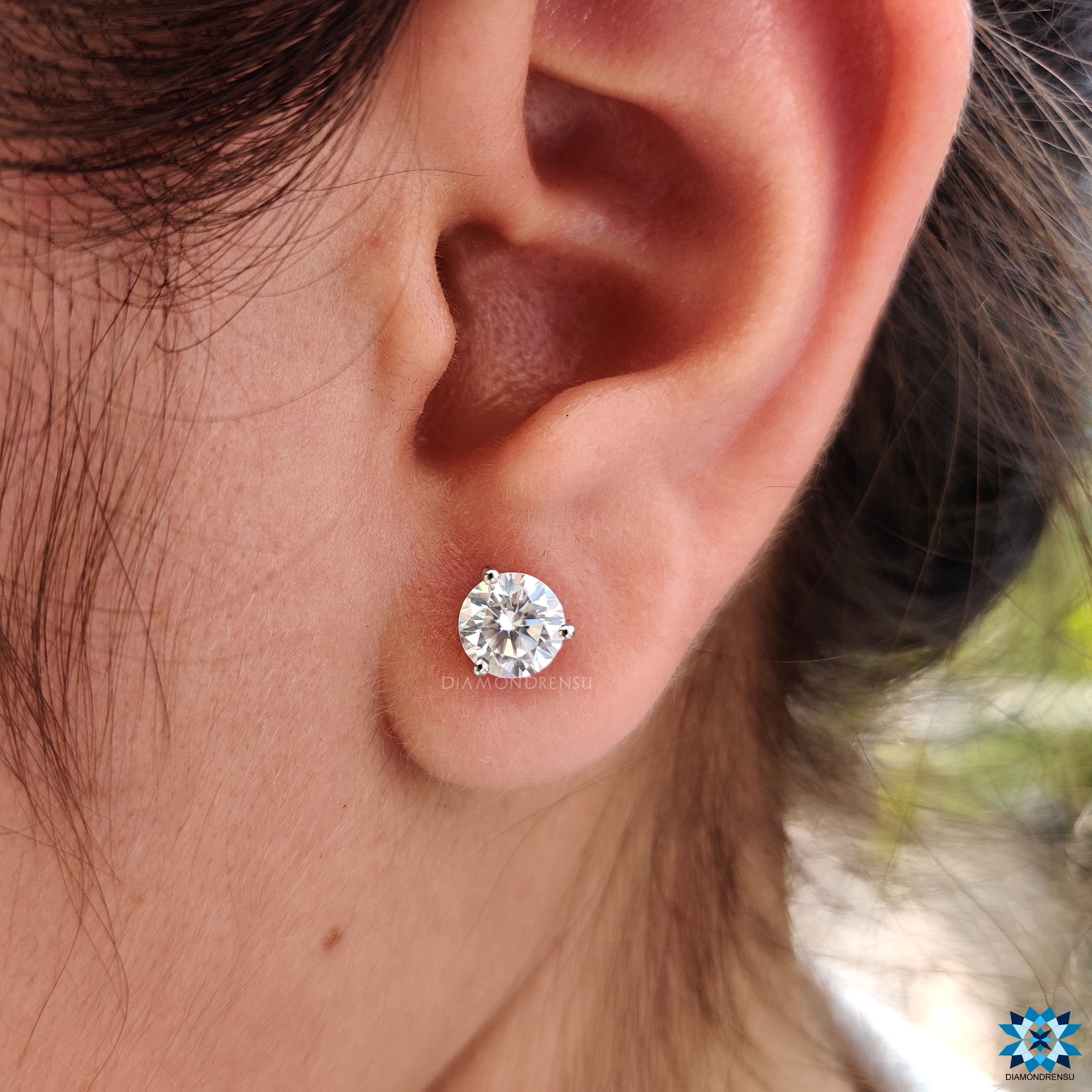 moissanite engagment earring