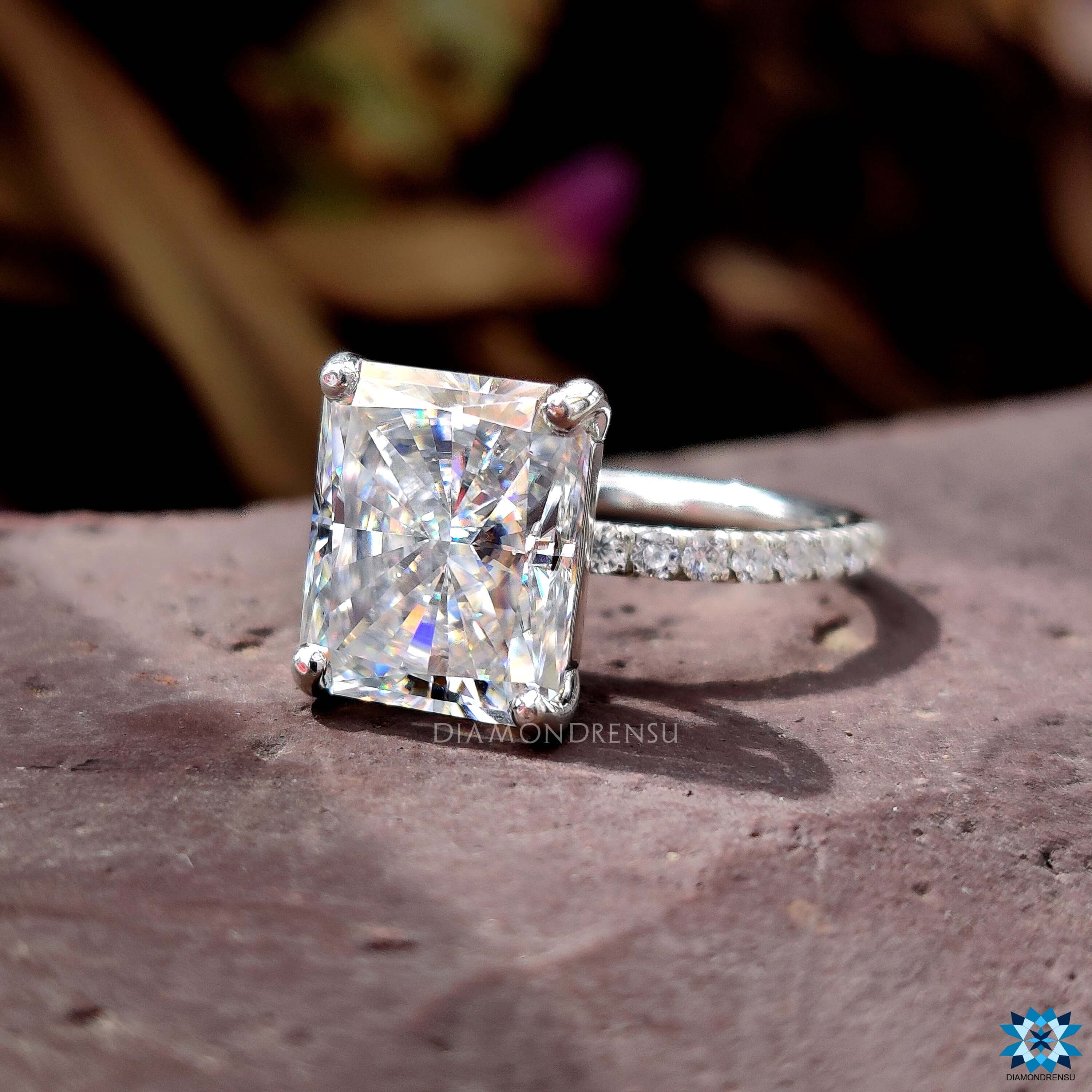 moissanite engagement rings - diamondrensu