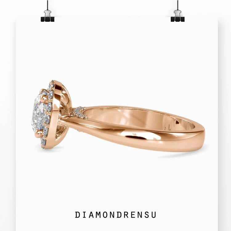 Buy engagement ring in white gold with round halo design.
