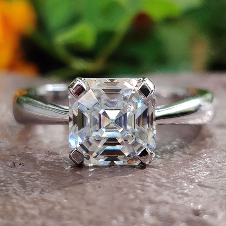 Octavia cut solitaire engagement ring in white gold.
