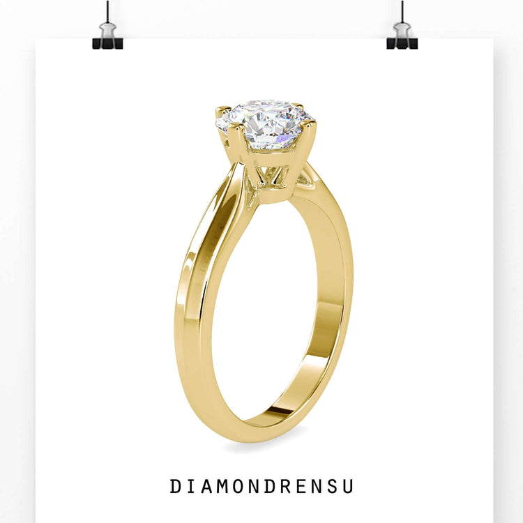 Compass prong engagement ring in rose gold, IGI certified.
