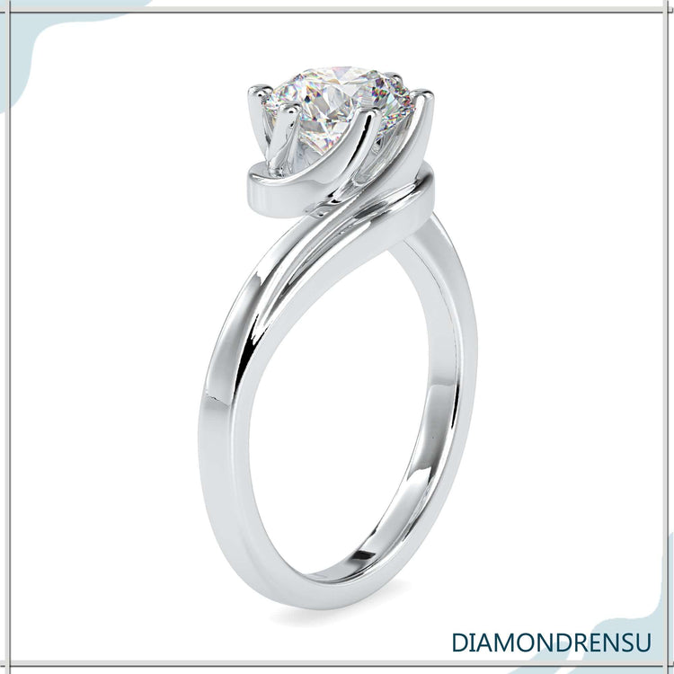Buy diamond ring in UK with 6 prong solitaire mount.
