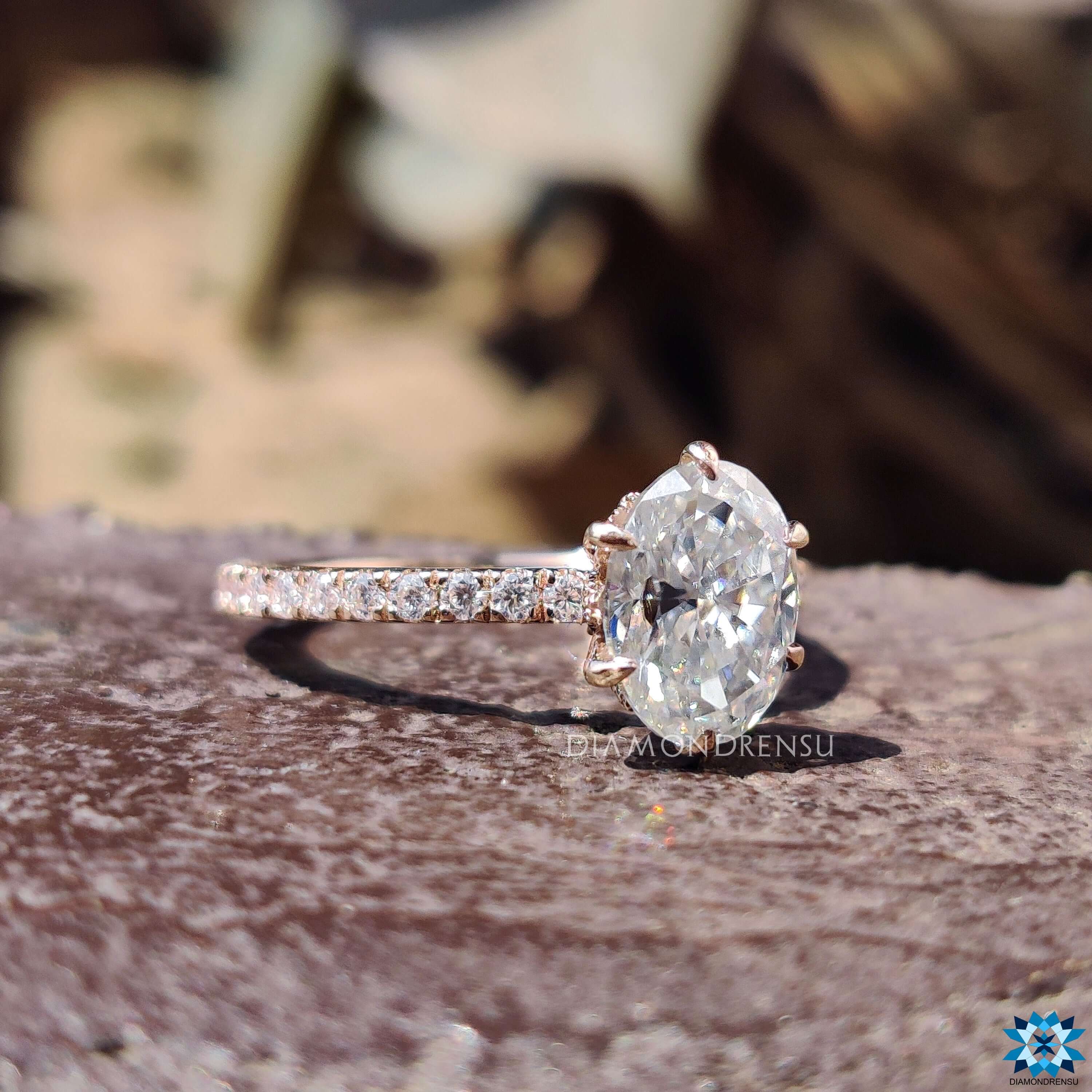 unique moissanite engagement ring - diamondrensu