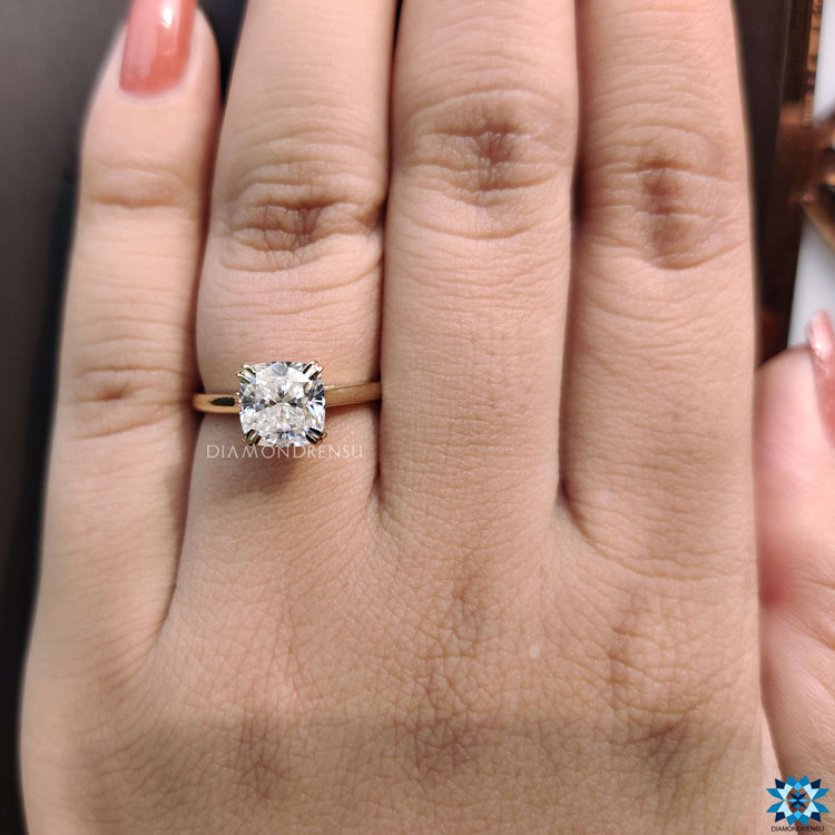 Cushion Cut Moissanite Ring with Brilliant Sparkle.
