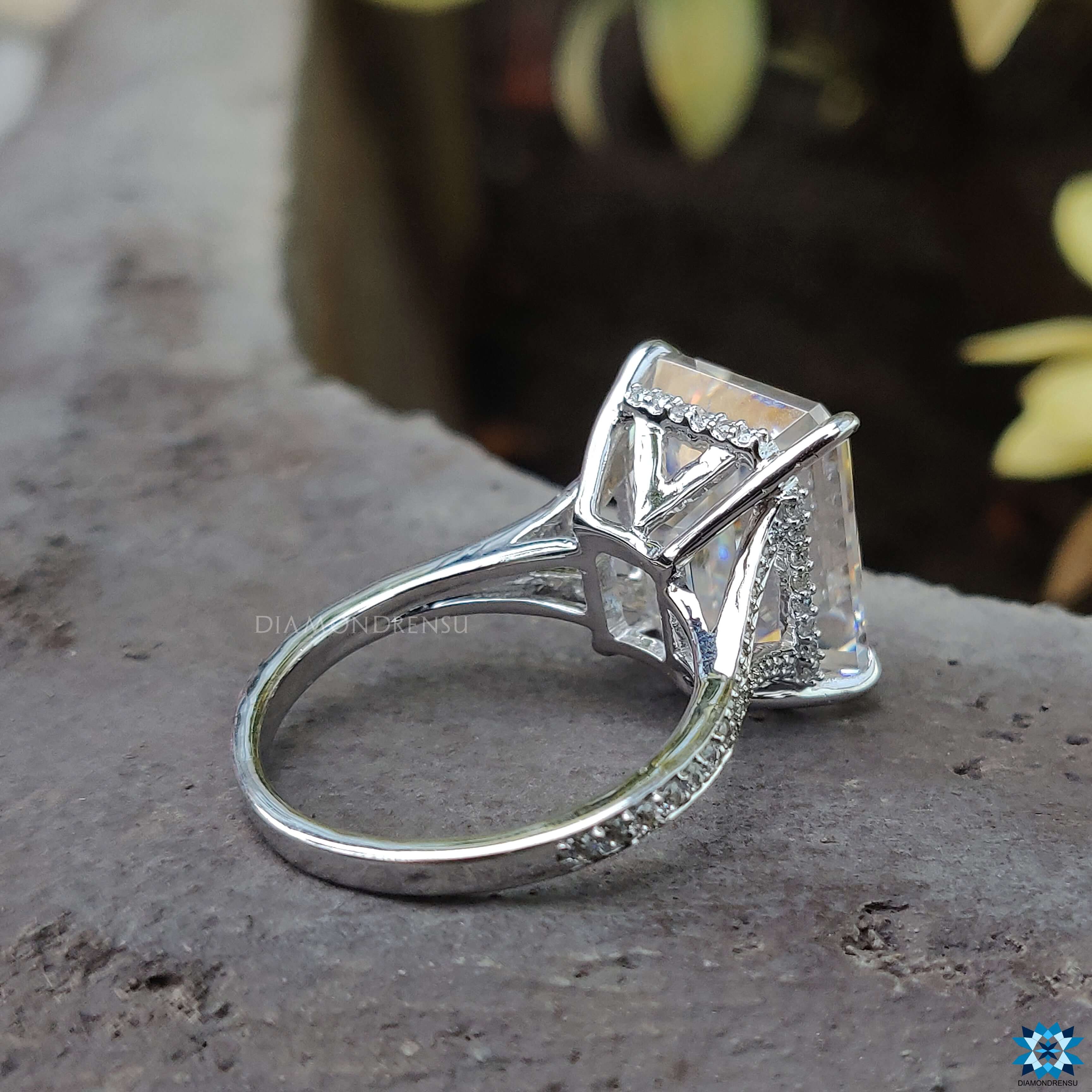 Claw Prong Ring setting for a secure emerald moissanite ring design.