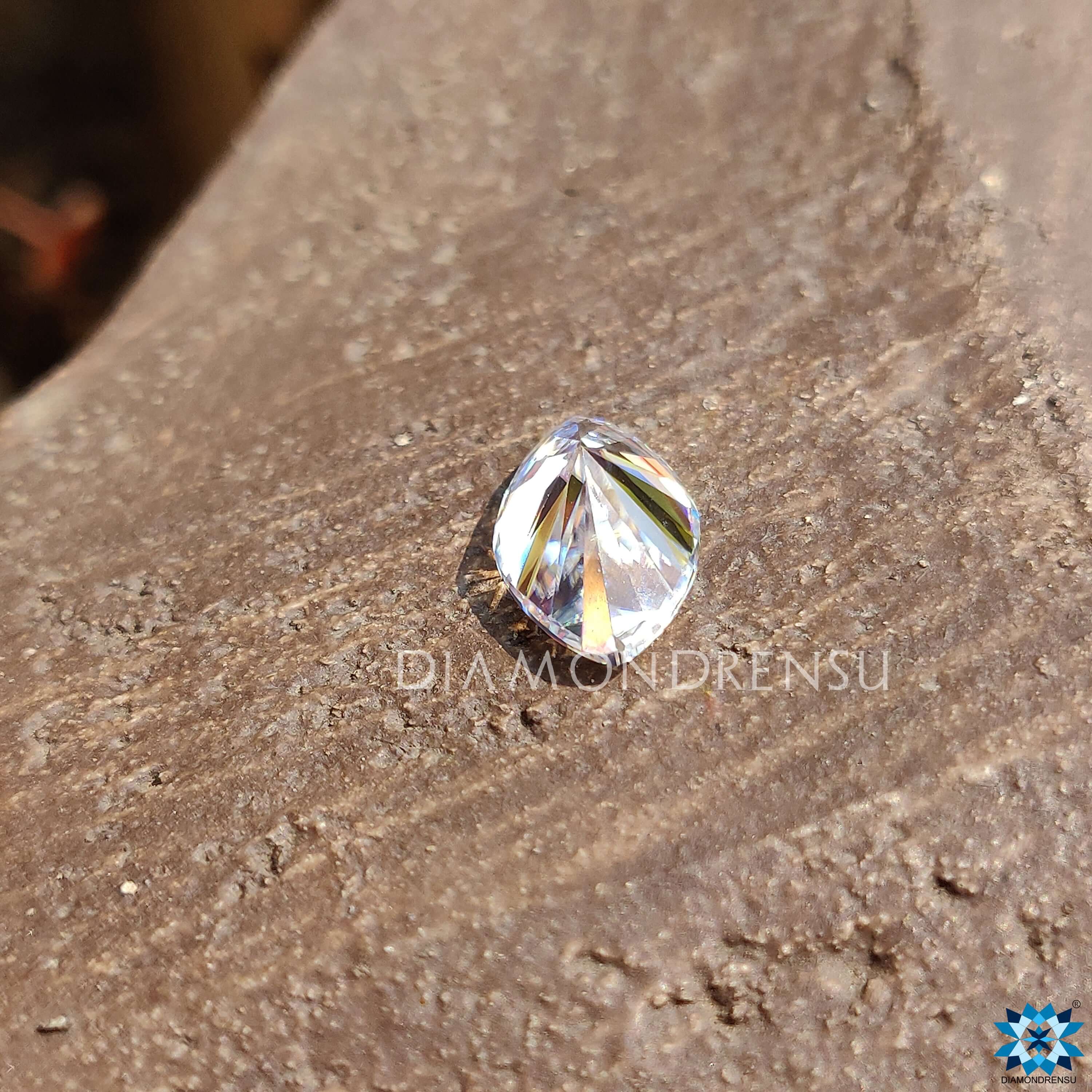 loose moissanite