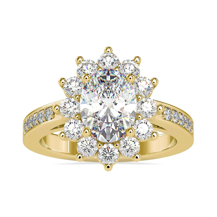 Yellow gold engagement ring with a cluster halo ring and IGI certified diamond.
