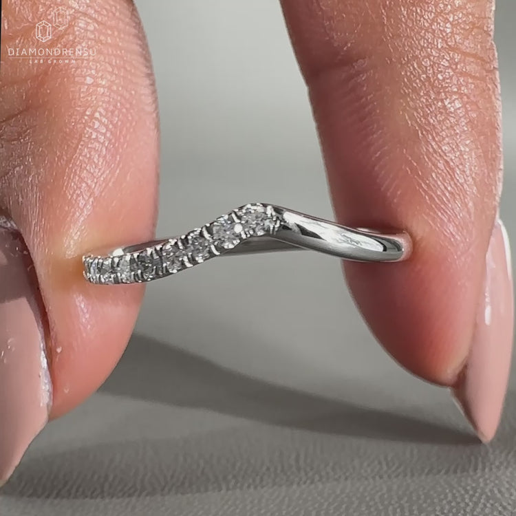 Round Diamond Wedding Band with chevron design
