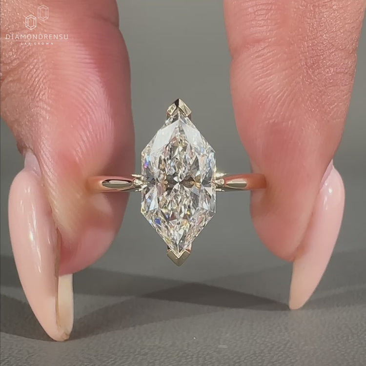 Cathedral setting added to lab grown diamond ring style.