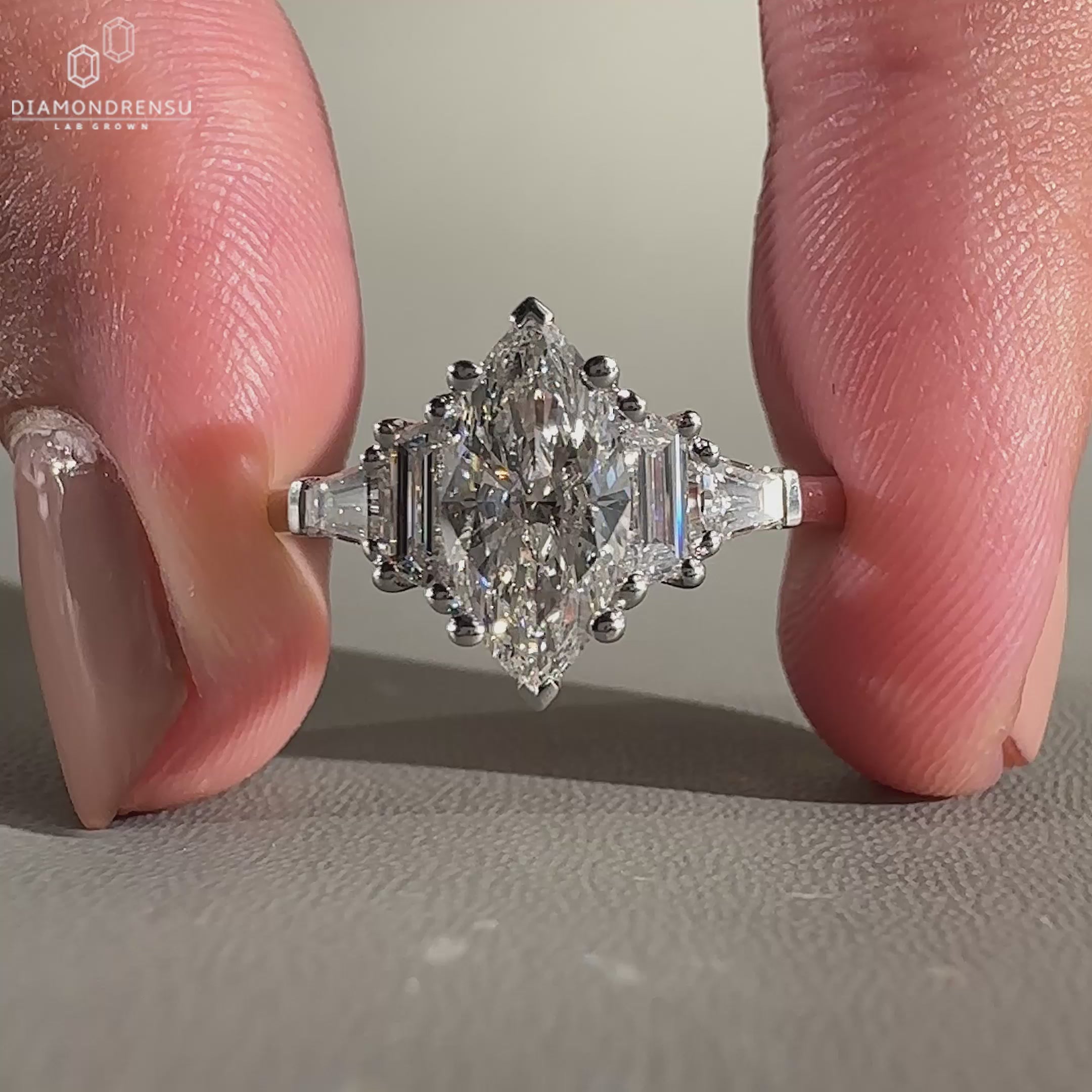 This marquise cut ring includes trapezoid cut ring and tapered baguette cut ring.
