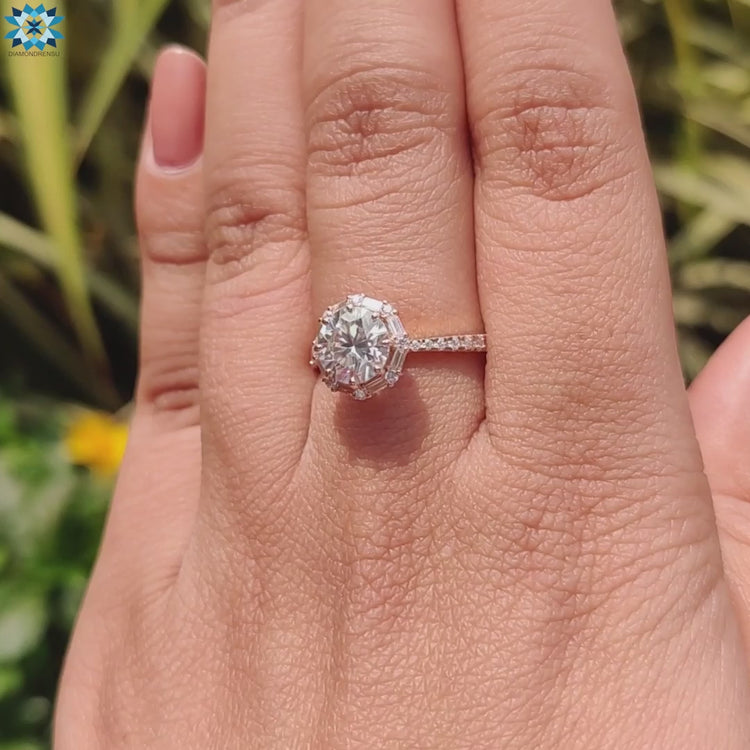 Diamondrensu UK rose gold round cut moissanite ring.
