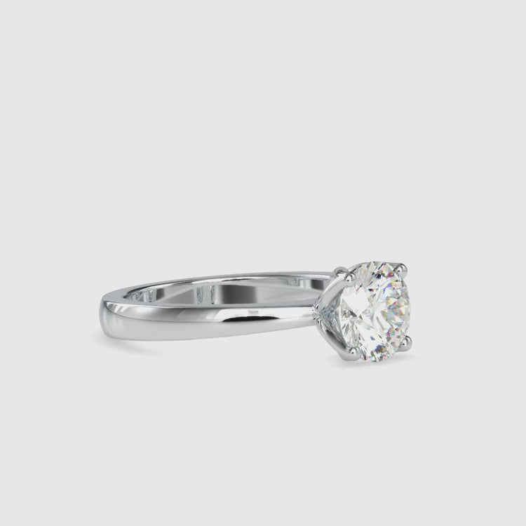 Diamondrensu UK ring featuring white gold tulip mount.
