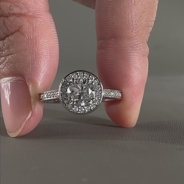 Cathedral setting engagement ring paired with a lab grown diamond for a sustainable and stylish choice.
