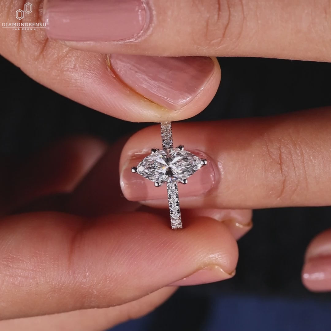 Handmade jewellery with IGI certified diamonds, a perfect engagement piece.