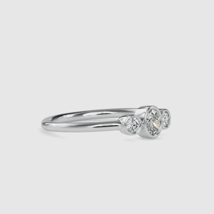 Lab grown diamond engagement ring in muse setting with white gold.