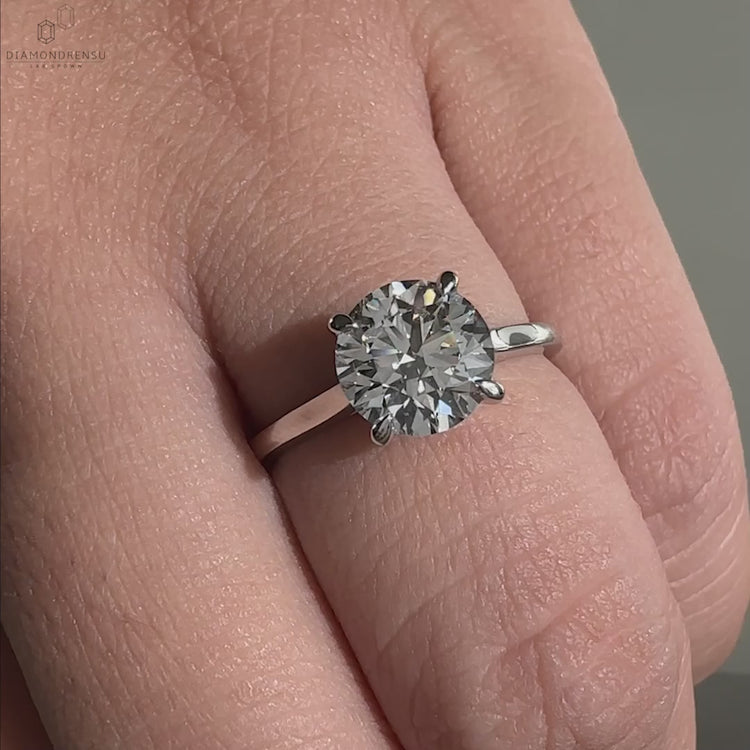 Diamond ring UK featuring a handmade solitaire diamond ring with an IGI certified Lab Grown Diamond for elegance.