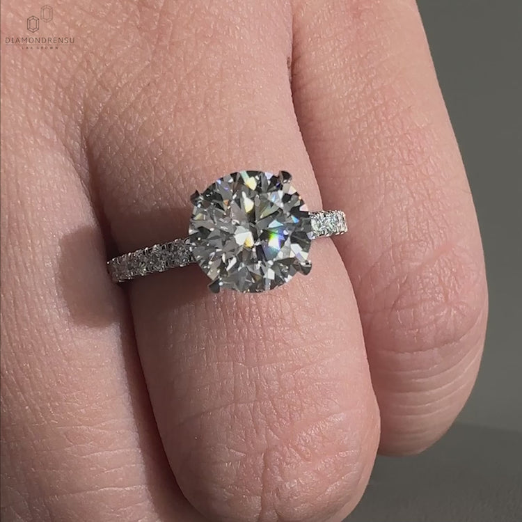 Unique handmade ring, designed by diamondrensu for women who seek beauty.