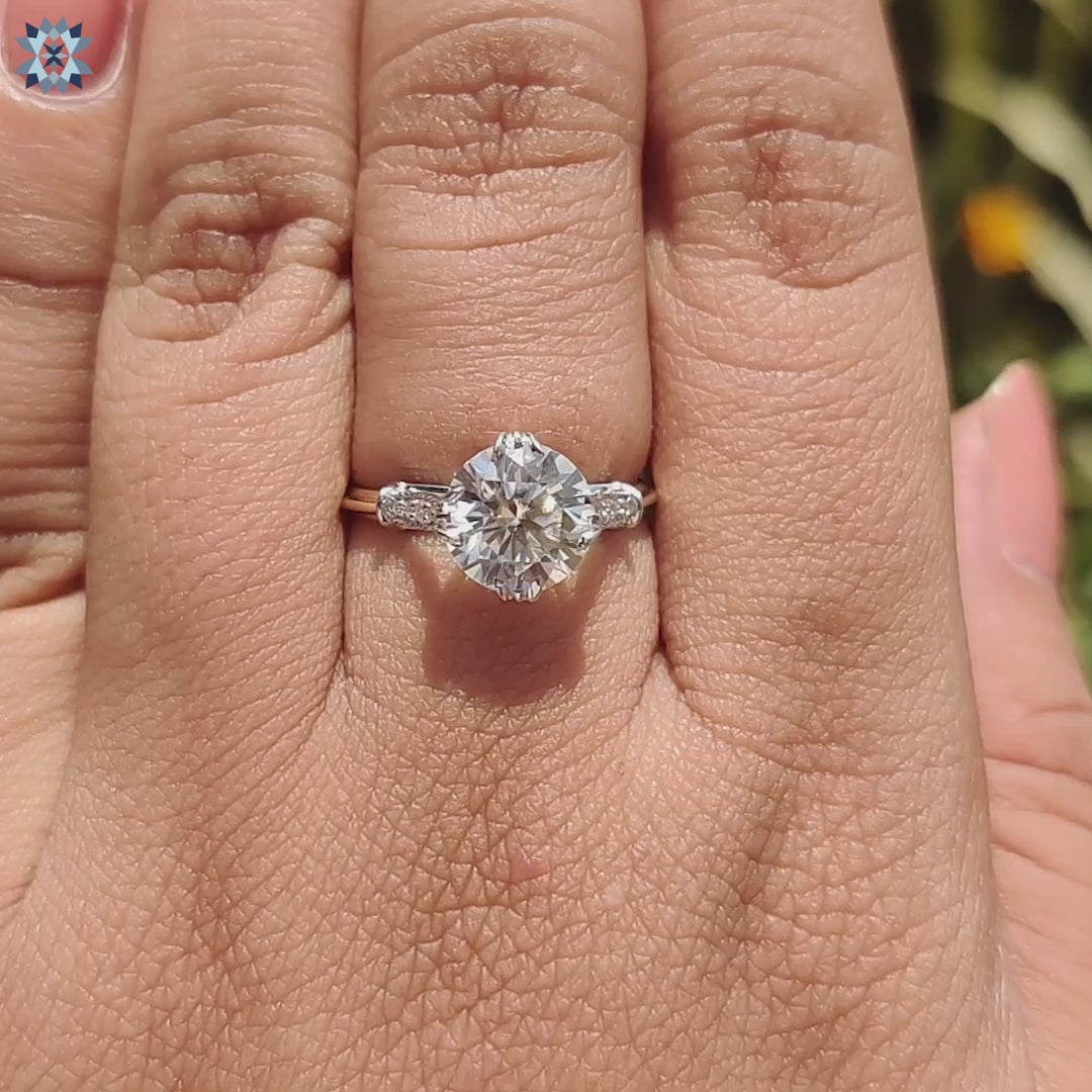 Unique 1.82 TW Round Cut Moissanite Vintage Style Engagement Ring