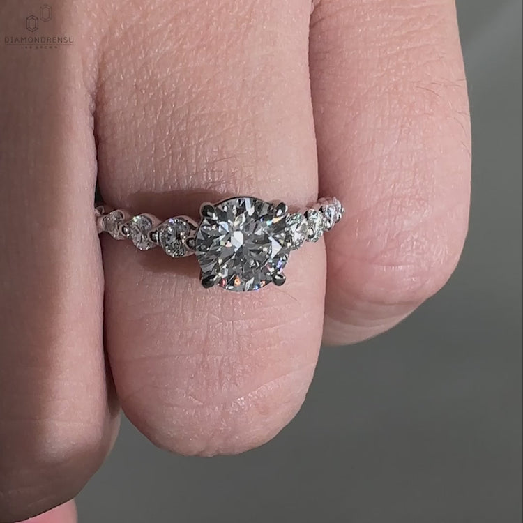 Lab grown diamond in an IGI certified handmade jewellery design.