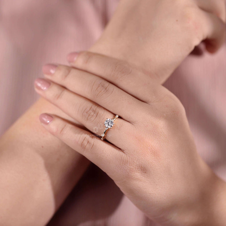 Round brilliant cut diamond ring for timeless elegance.