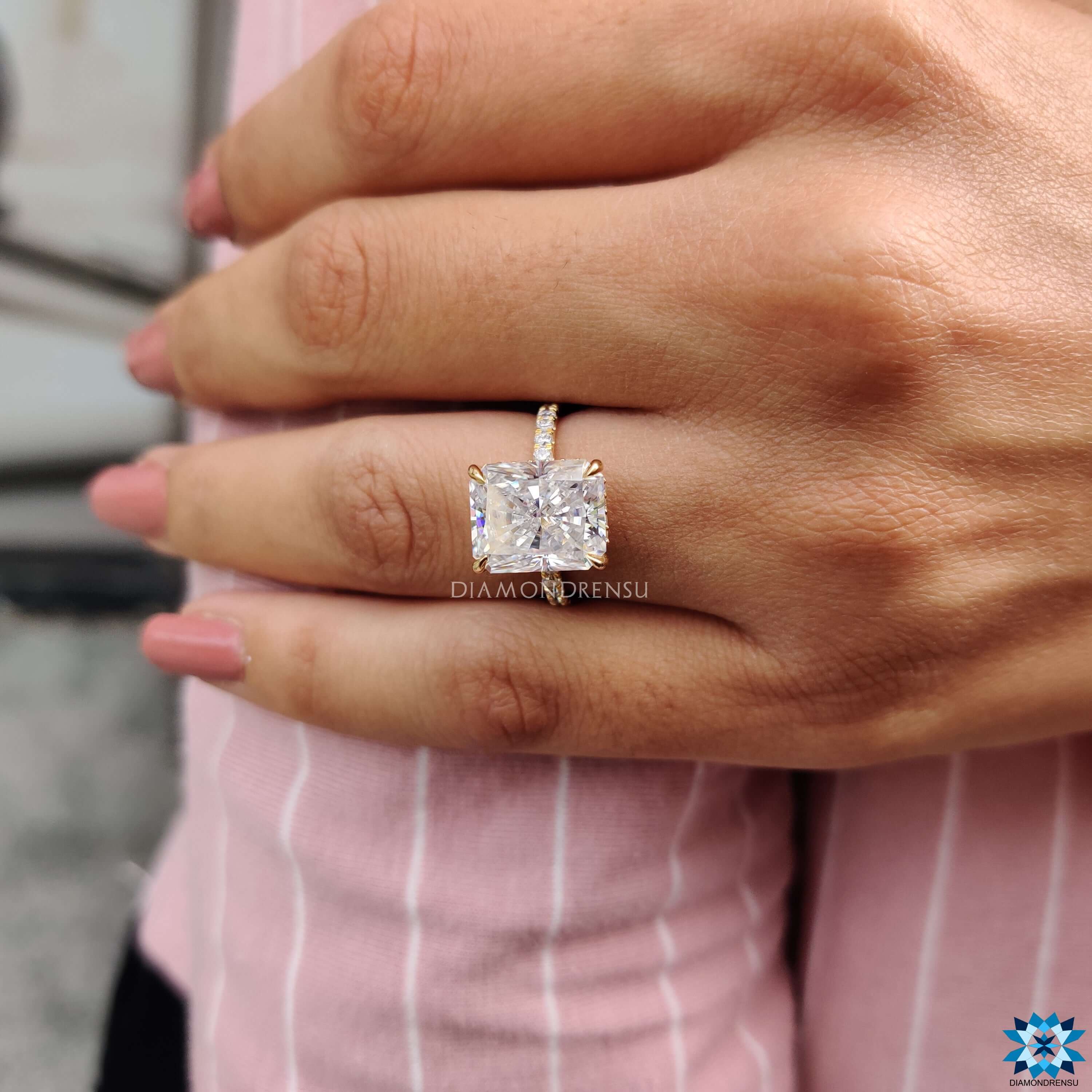 radiant cut moissanite