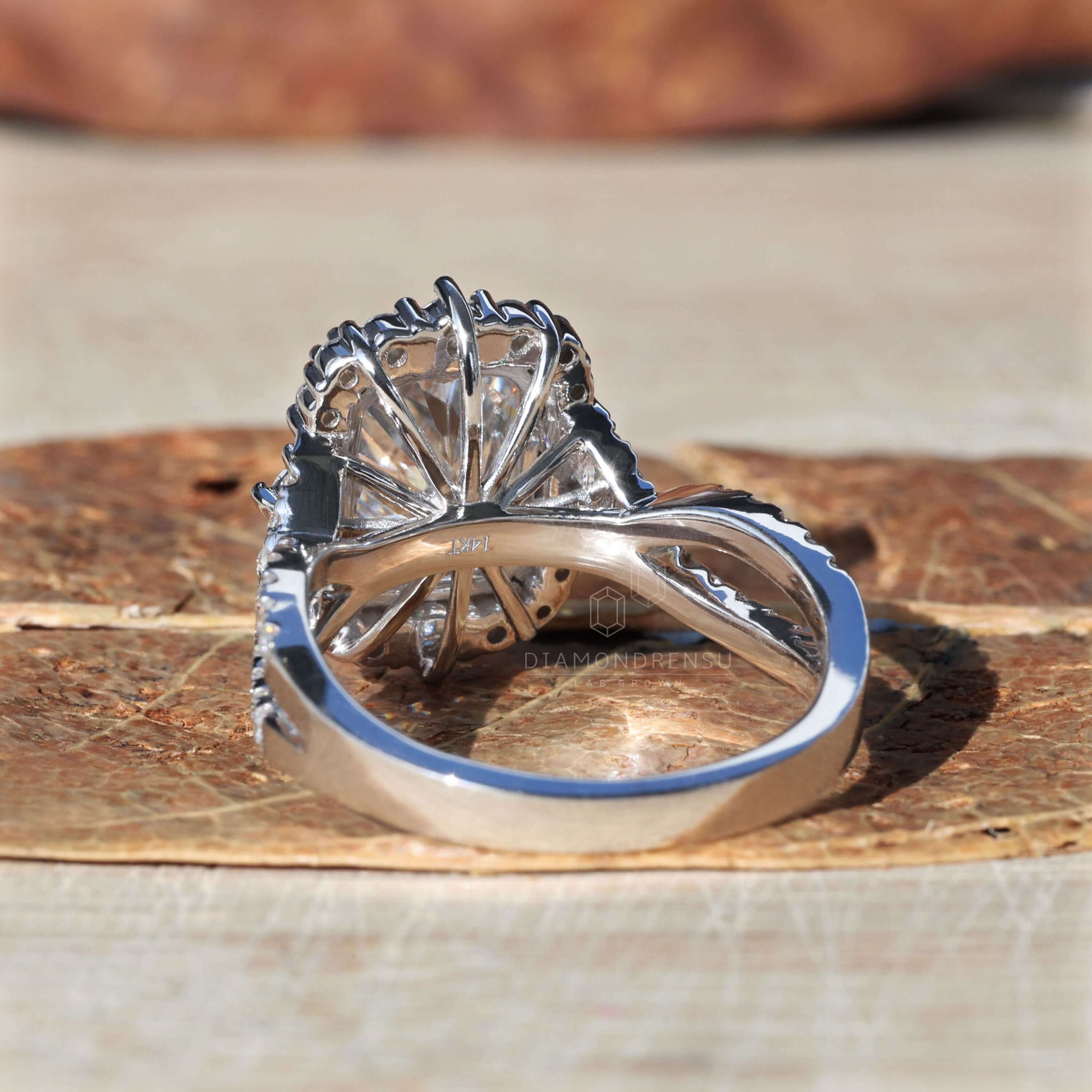 radiant cut engagement ring