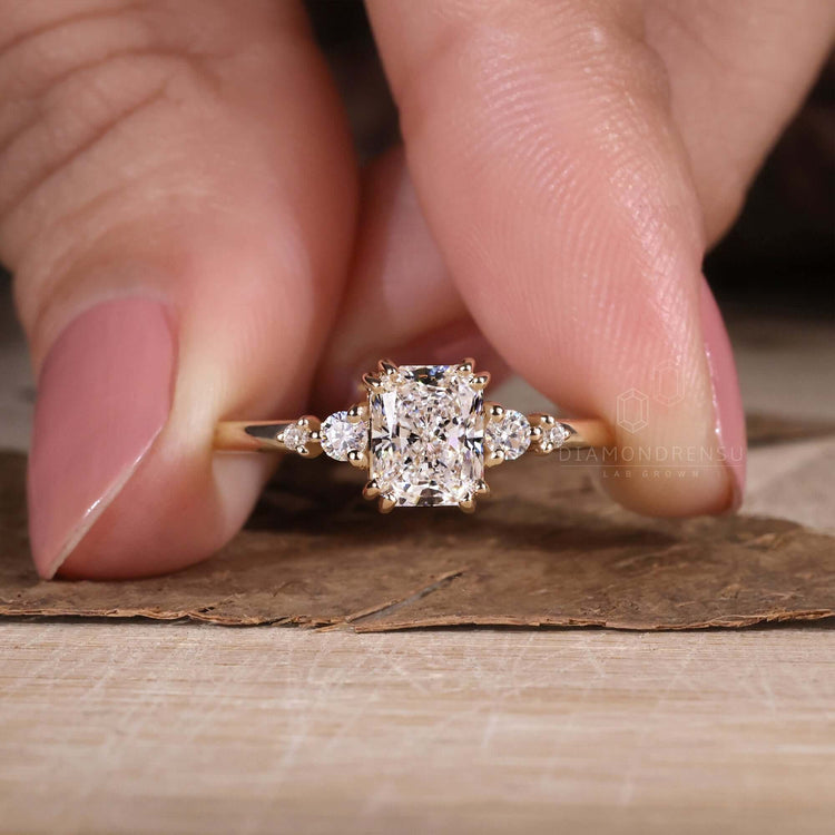Engagement double ring with a classic five stone diamond setting
