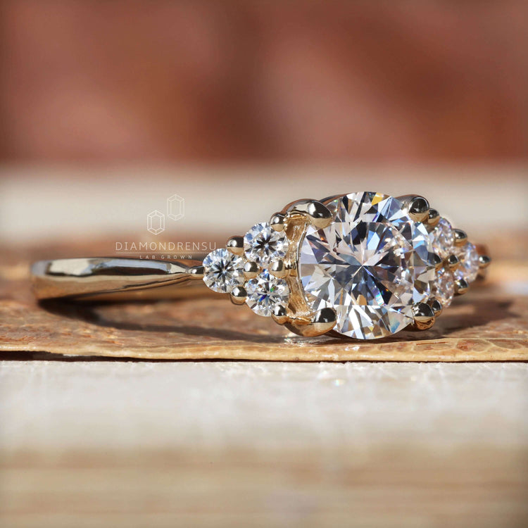 Round cut diamond engagement ring with handmade jewelry details, perfect for a bespoke diamondrensu UK engagement ring.