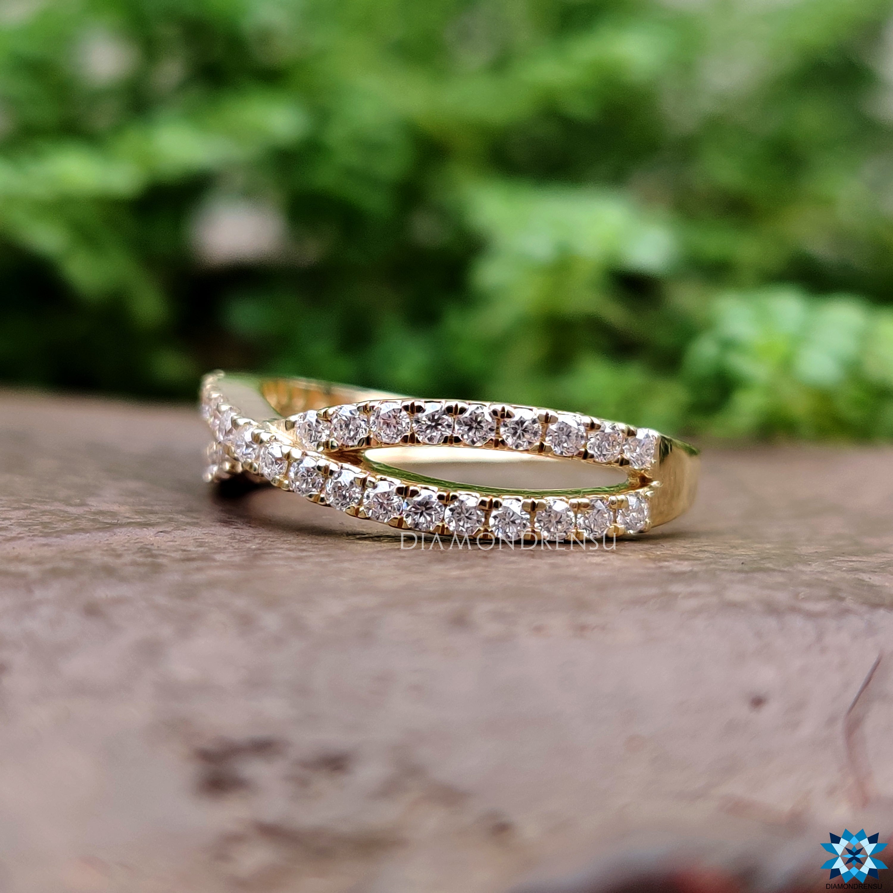 yellow gold wedding band - diamondrensu