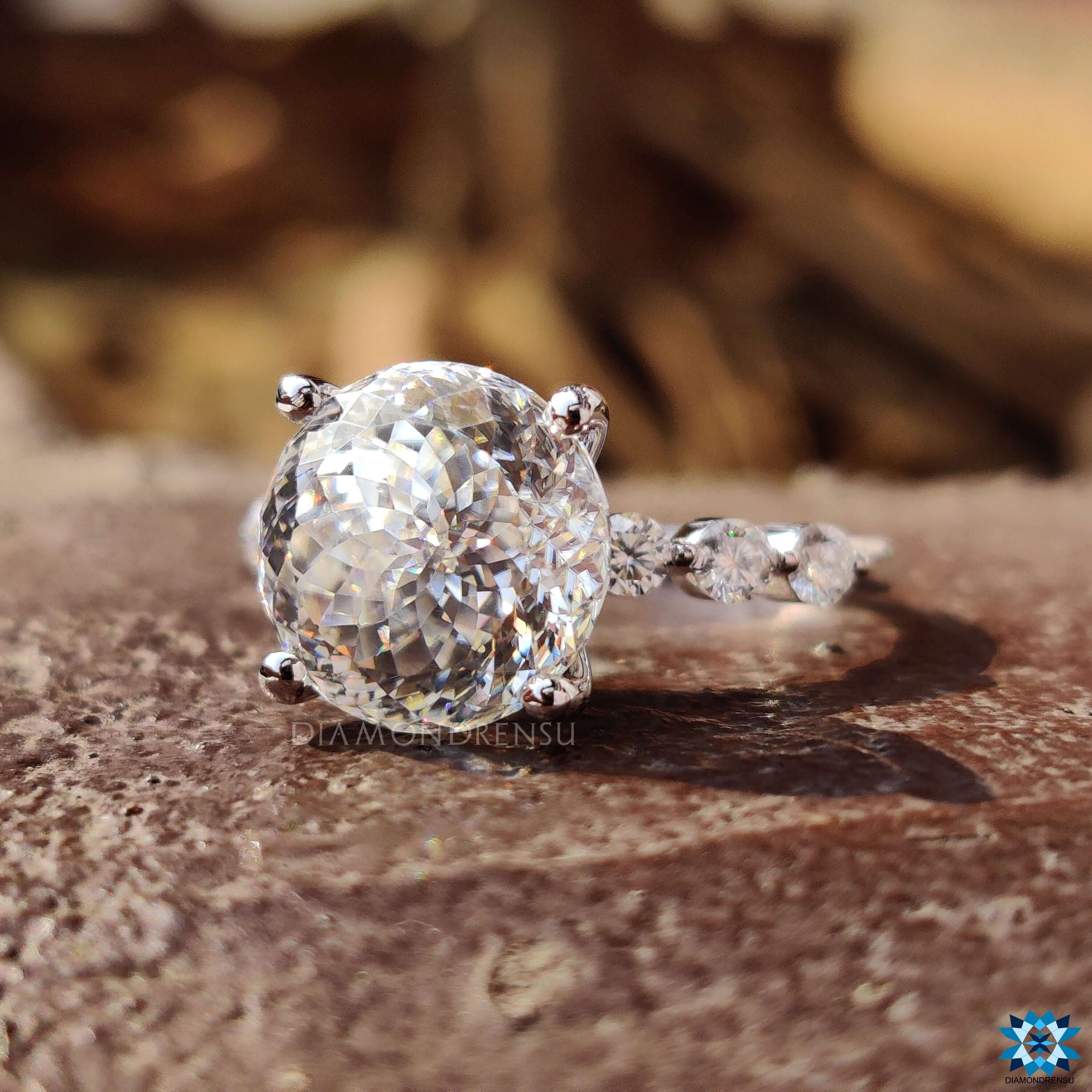 moissanite rings - diamondrensu