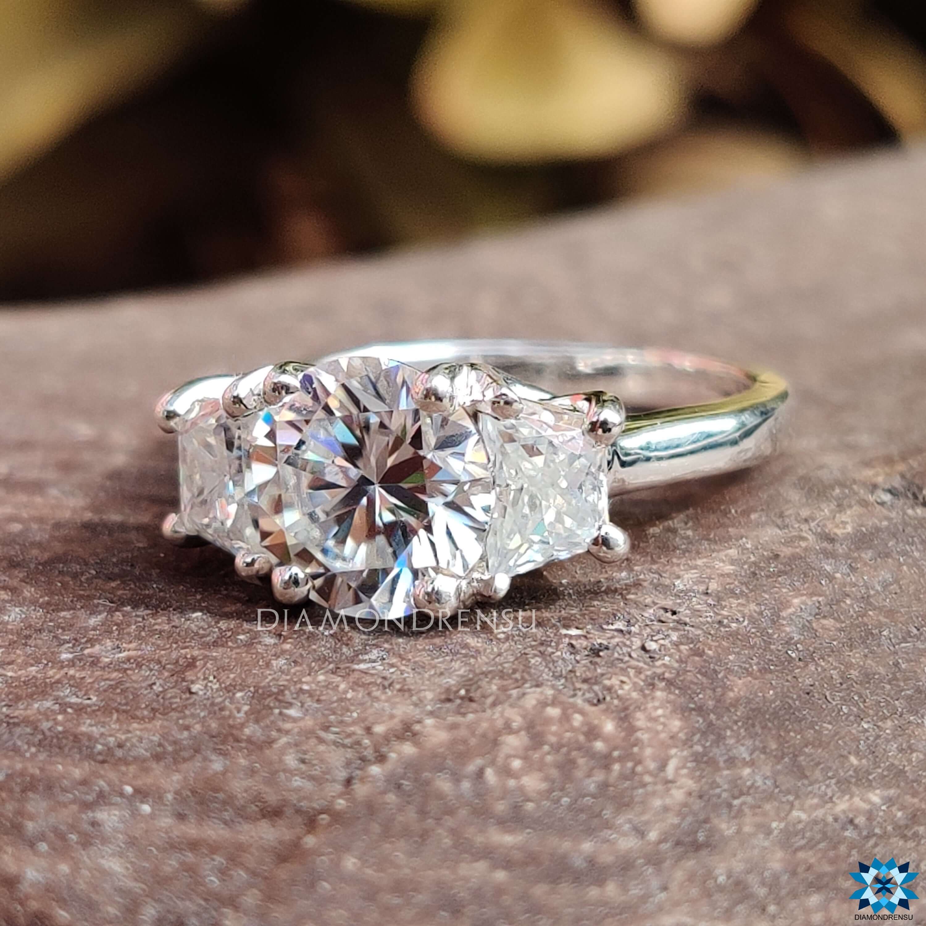 Trapezoid Engagement Ring with unique style.