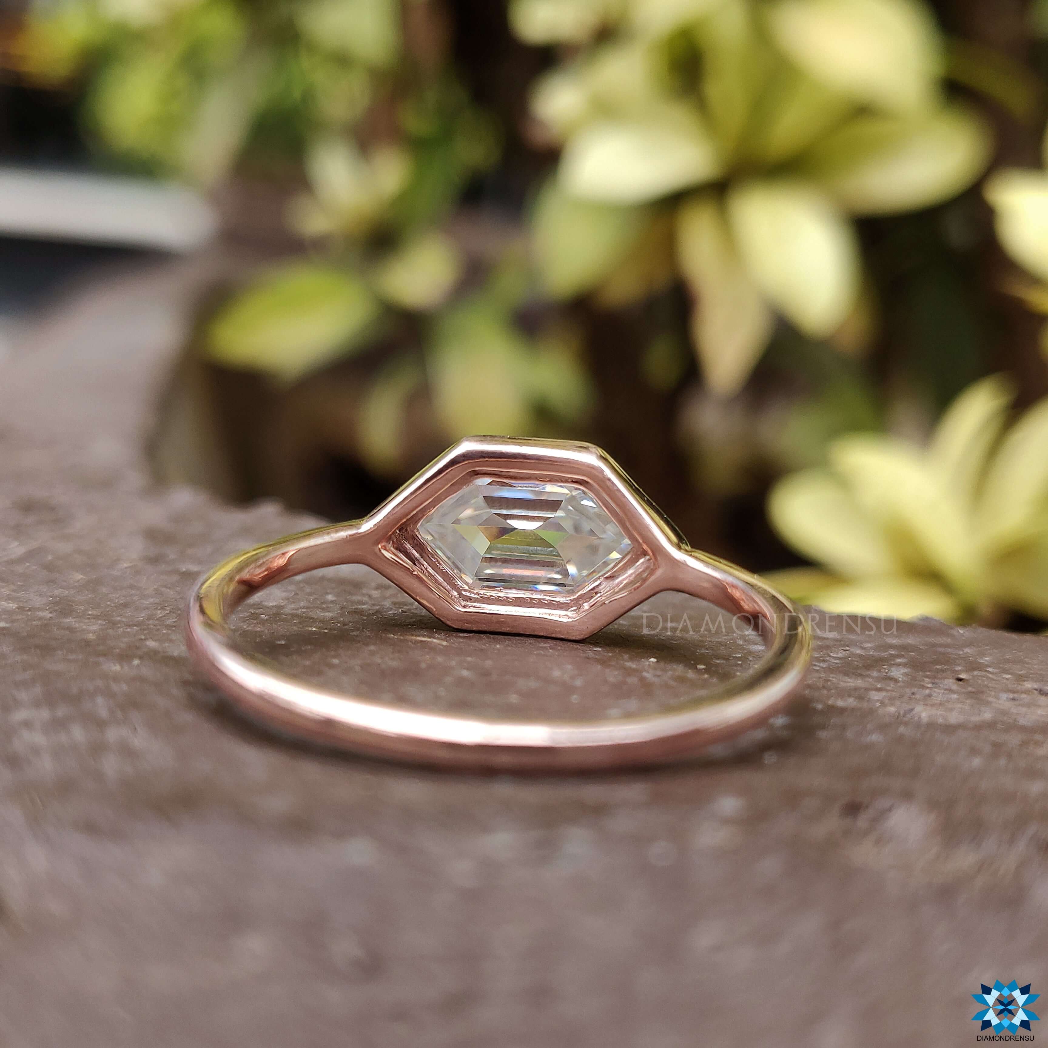 moissanite rings - diamondrensu