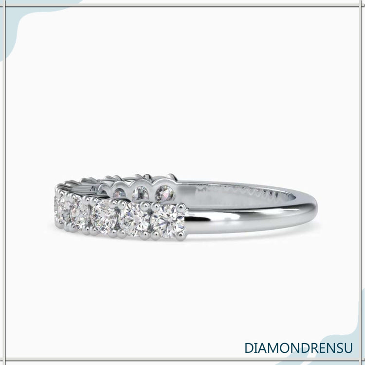 Diamondrensu UK wedding band with lab grown round diamonds.
