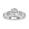 Cushion diamond engagement ring in a timeless design with sparkling diamonds.
