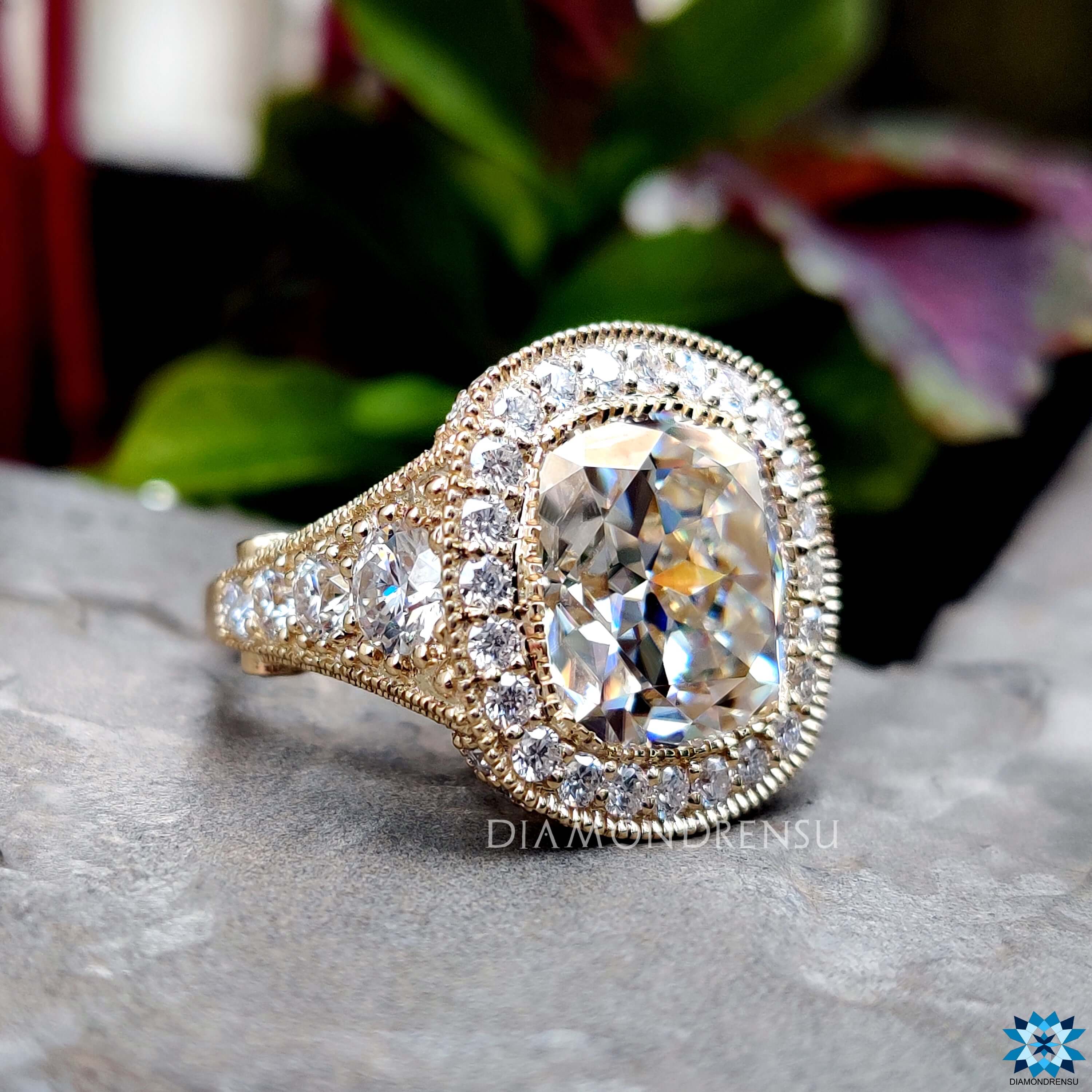 moissanite rings - diamondrensu