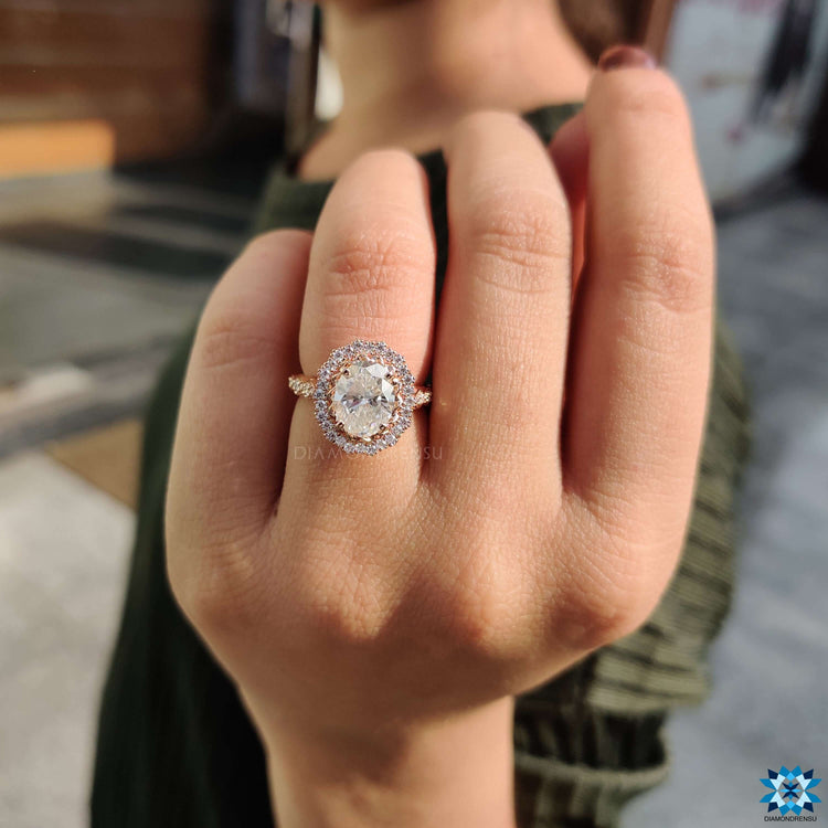 Buy moissanite ring with oval engagement design.
