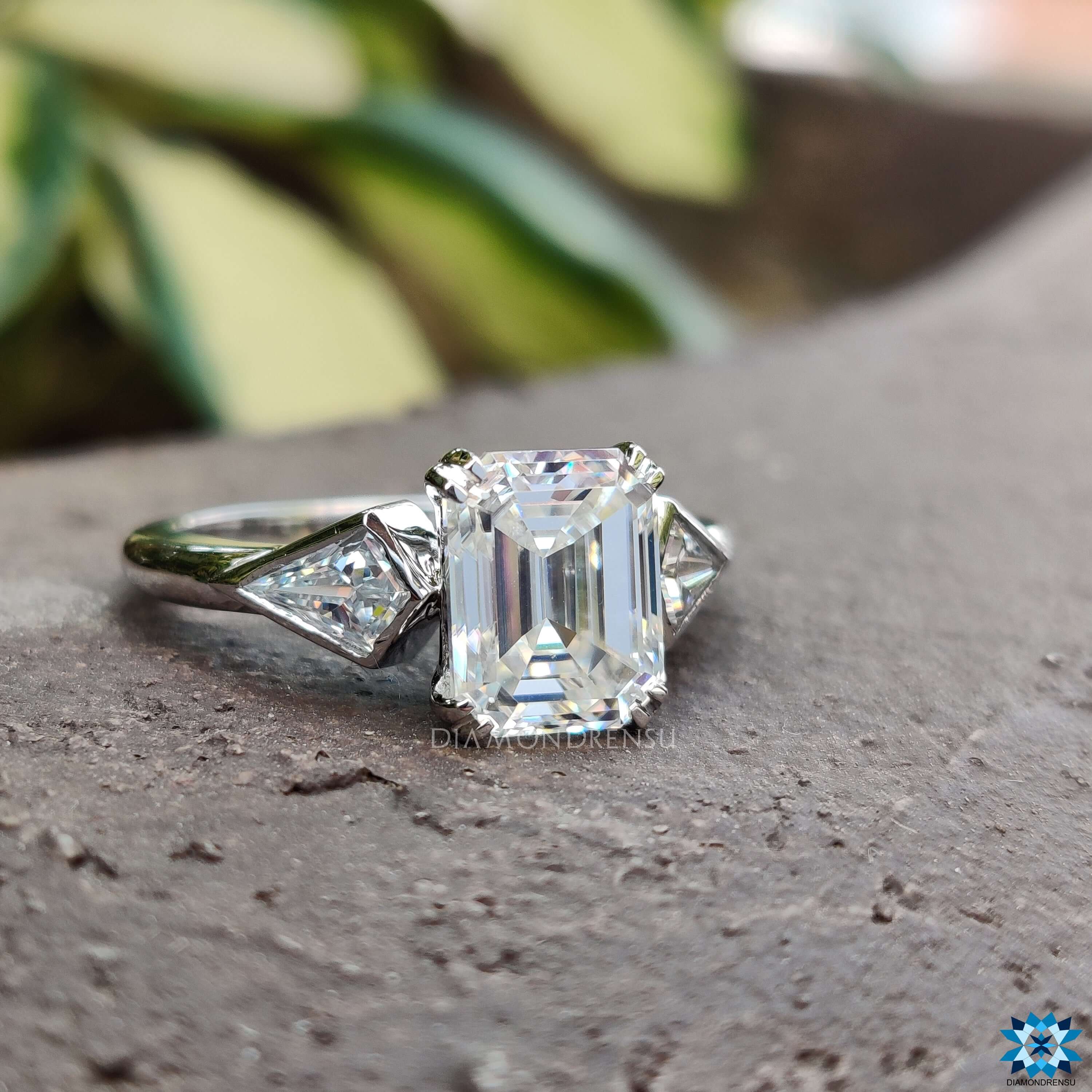 kite moissanite ring - diamondrensu