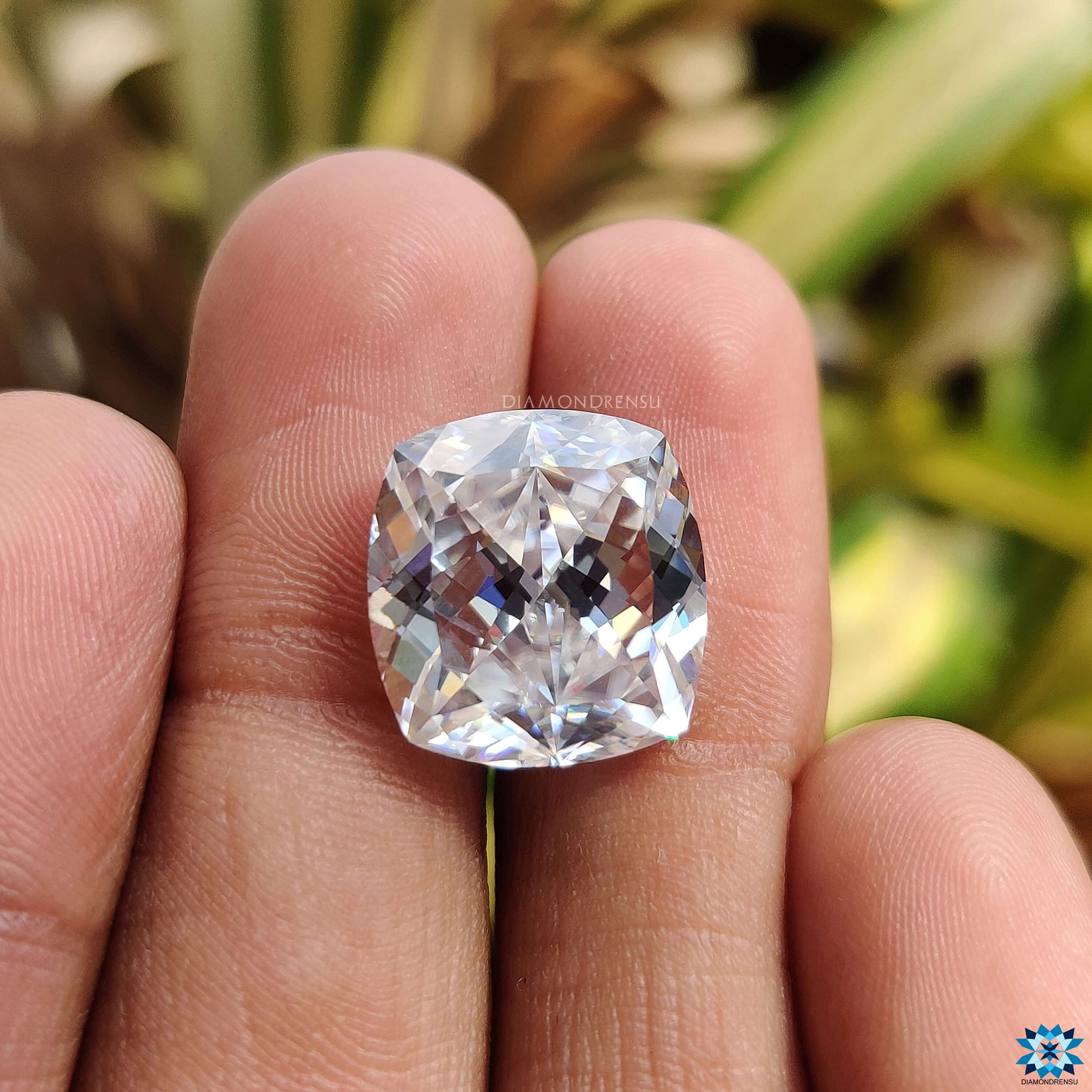 moissanite - diamondrensu