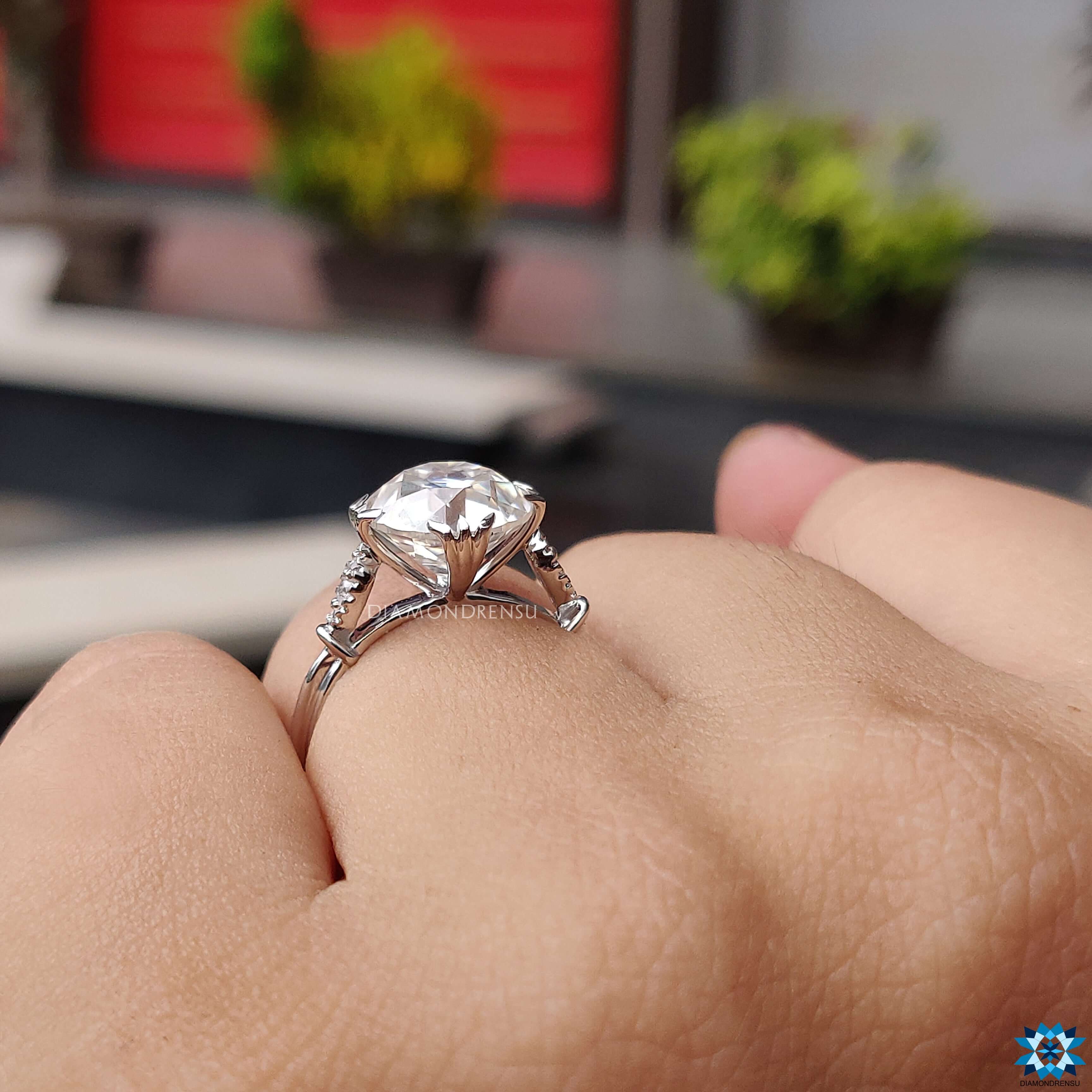 Buy Engagement Ring with Moissanite Stone.
