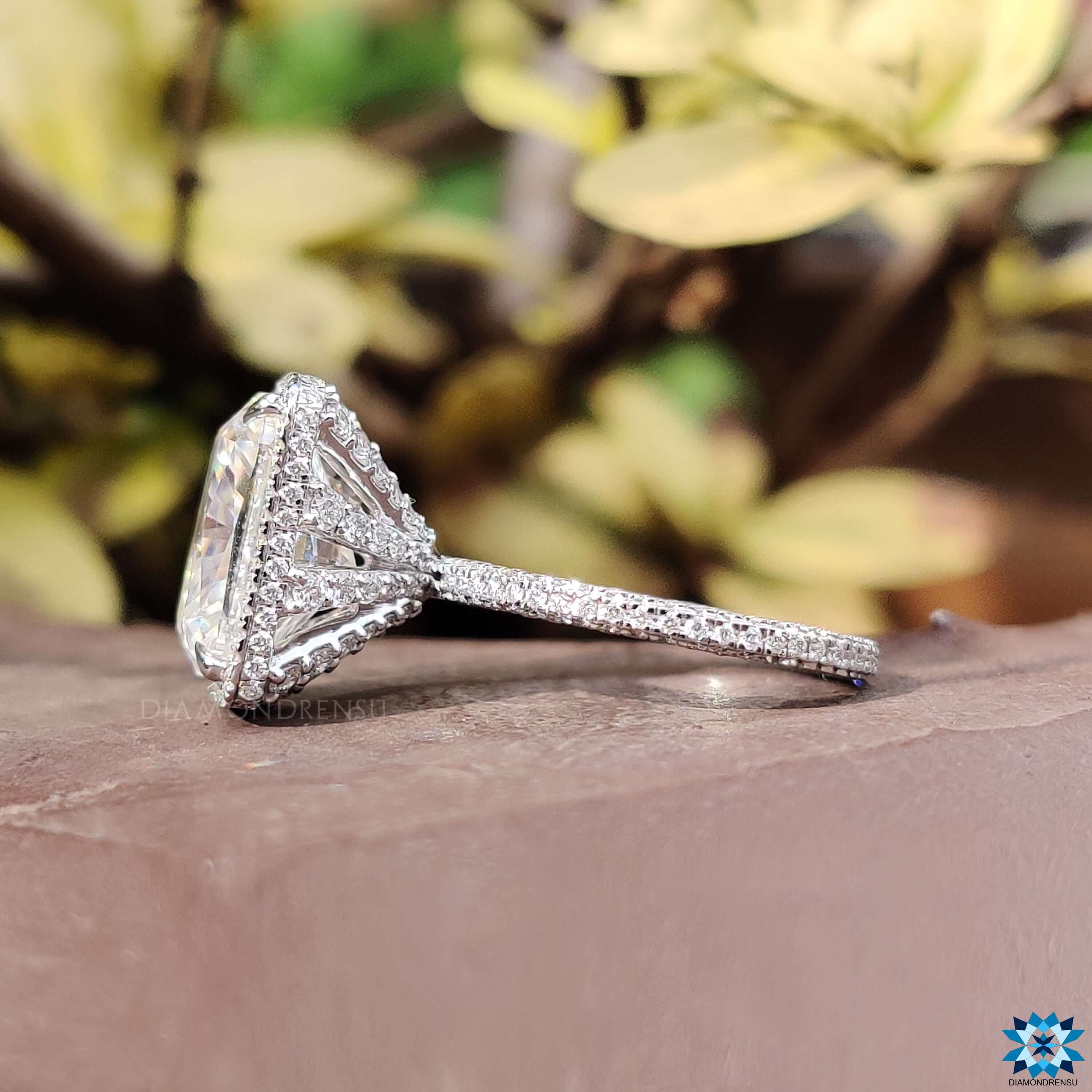 unique moissanite engagement ring - diamondrensu