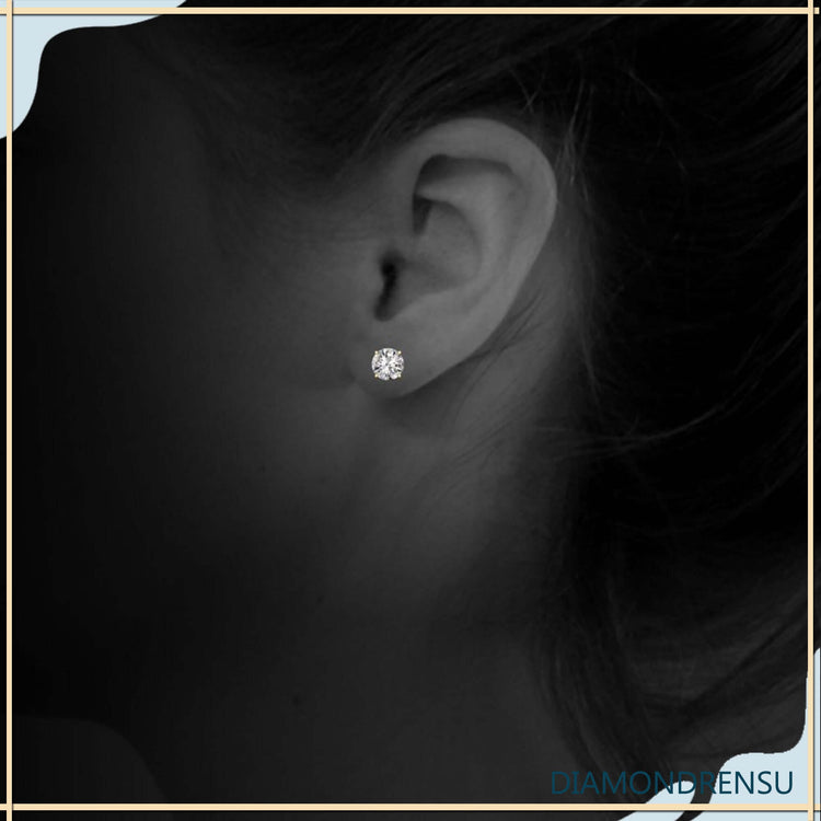 Stud diamond earrings crafted with lab grown round diamonds.
